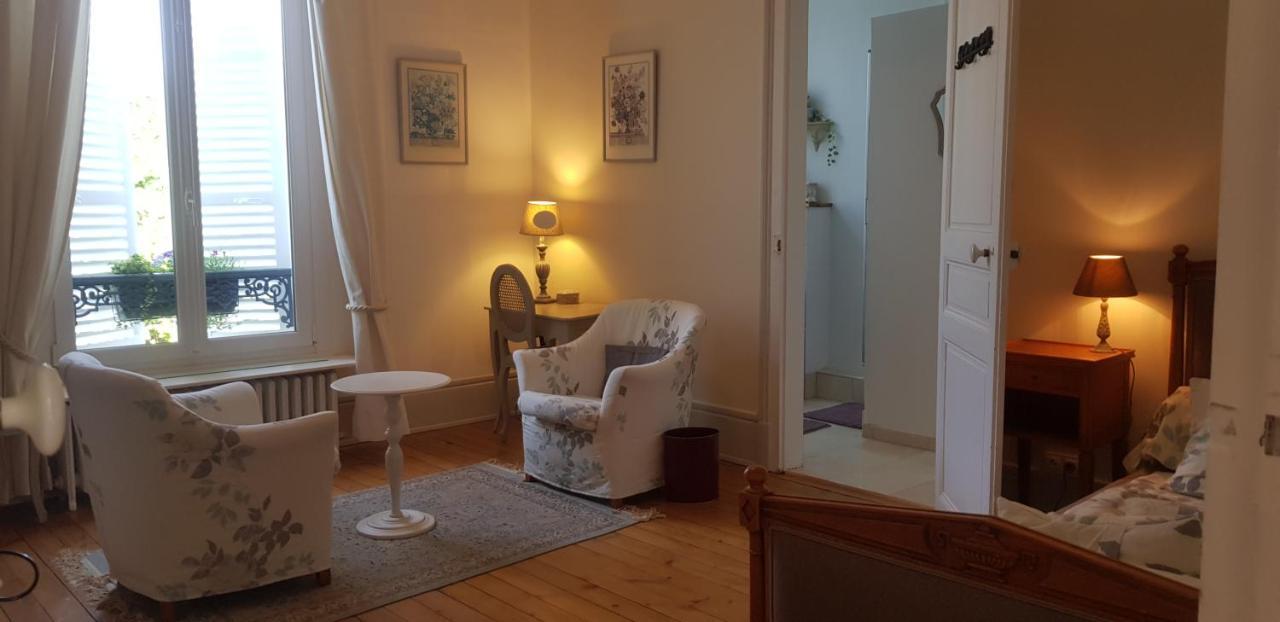 Maison Anne Face To Park In Vernon Giverny ภายนอก รูปภาพ